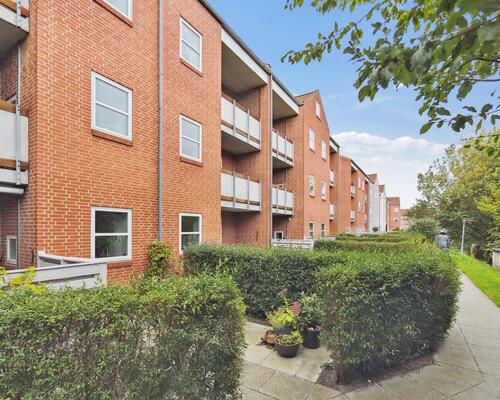 Vil du bo centralt i Vejle i en nyrenoveret lejlighed?
