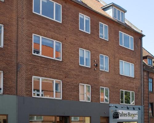 Reuglær 2. værelses lejlighed