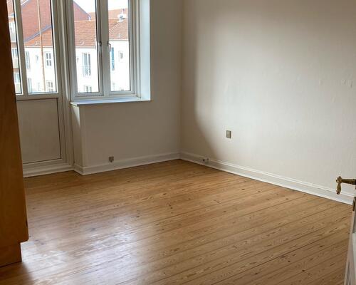 Reuglær 2. værelses lejlighed