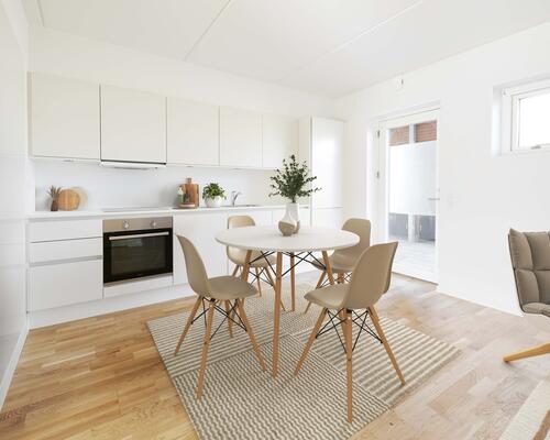 Delevenlig 3-værelses med terrasse og tæt på Aarhus C