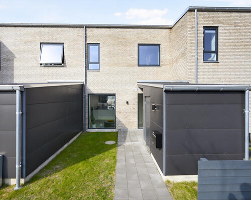 Stort 4-værelses rækkehus på Marshalls Alle