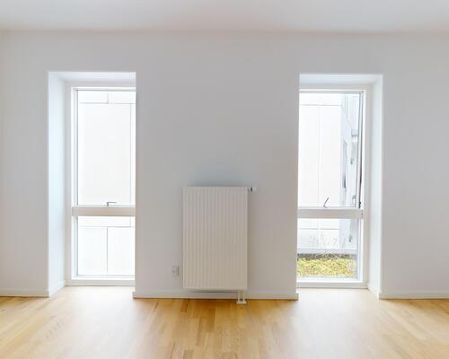 Charmerende og rummelig 3-etagers lejlighed i Valby