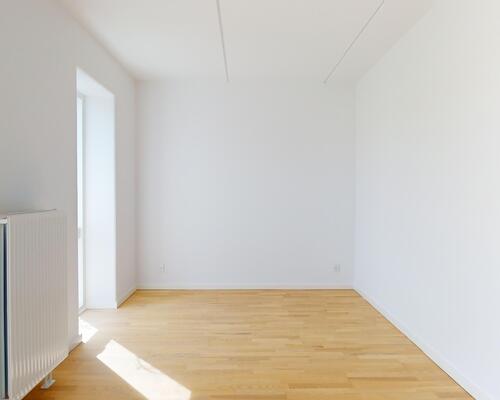 Charmerende og rummelig 3-etagers lejlighed i Valby