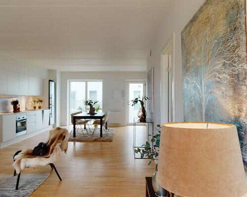 Lys og rummelig 3-værelses lejlighed i Filippahaven