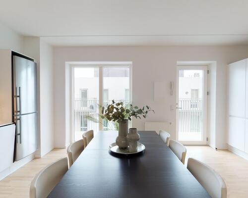 Lys og rummelig 3-værelses lejlighed i Filippahaven