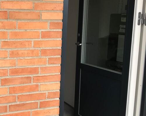 Skønt rækkehus med egen terrasse og have