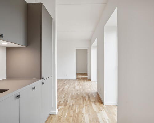 Fløjhusene - Bygning E - Lys 3-værelses lejlighed i høj kvalitet med altan