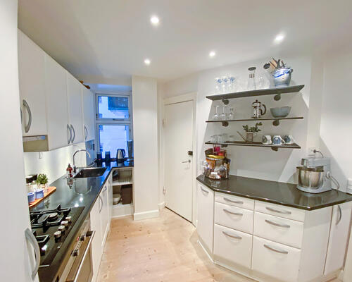 6 værelses lejlighed i København Ø