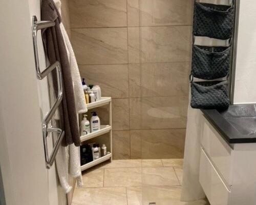 Lys og indbydende 3-værelses lejlighed i hjertet af Aarhus