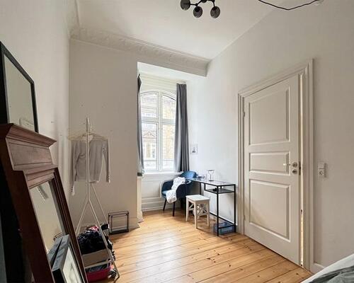 Stor delevenlig lejlighed i M.P.Bruuns gade midt på Frederiksbjerg