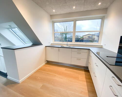 Totalrenoveret 4-værelses lejlighed i Vejgaard