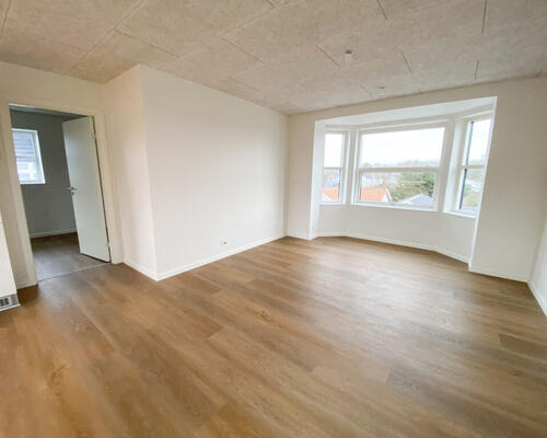 Totalrenoveret 4-værelses lejlighed i Vejgaard