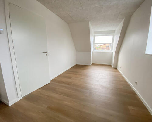 Totalrenoveret 4-værelses lejlighed i Vejgaard