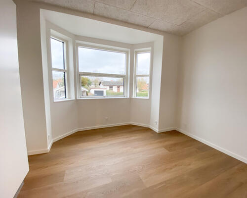 Totalrenoveret 4-værelses lejlighed i Vejgaard