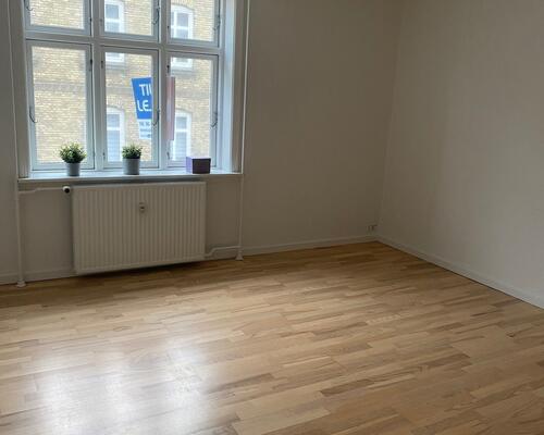 Dejlig 2-værelses  - får altan til foråret