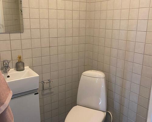 Dejlig 2-værelses  - får altan til foråret