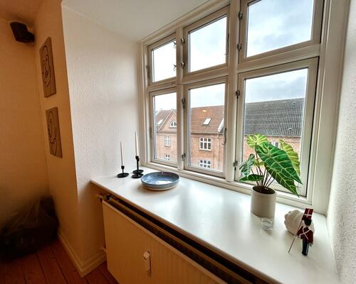 Lys 3-værelses lejlighed i rolige Aalborg omgivelser