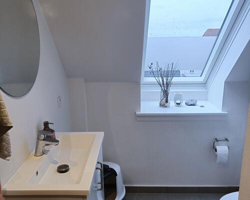 Nyrenoveret superlækker 3 vær. lejlighed tæt på centrum.