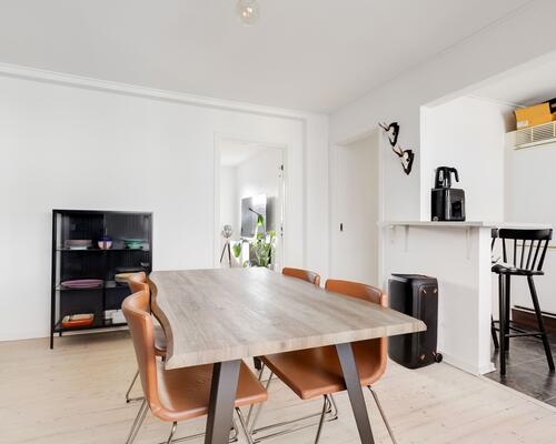 Stor 3-værelses i Skolegade