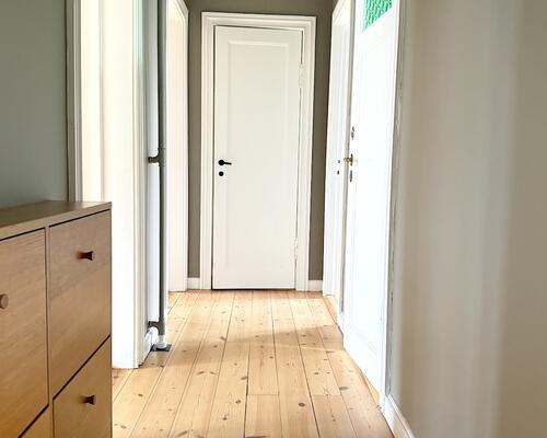 Skøn lejlighed med dejlig sydvendt altan