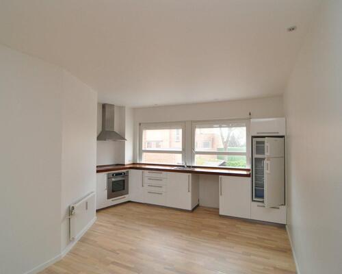 Stor 4V'er på Tværgade