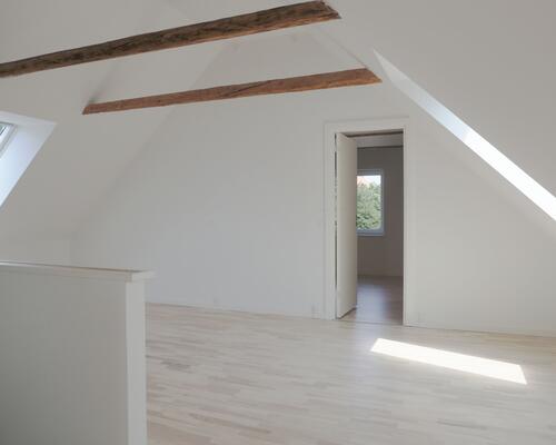 Moderne 4 værelses lejlighed - husdyr tilladt