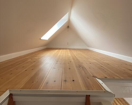 Hyggelig taglejlighed med hems