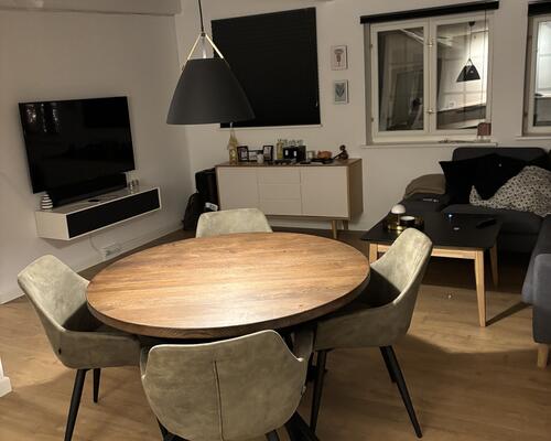 Nyetableret 2 vær. lejlighed i midtbyen, alt er nyt.