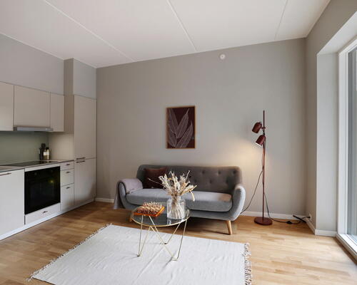 2 vær bolig i UN17 Lunden - et bofællesskab for dig over 40 år  - Mulighed for separat stue og spiseplads i 1. række til Fælled