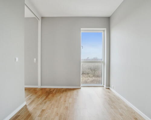 2 vær bolig i UN17 Lunden - et bofællesskab for dig over 40 år  - Mulighed for separat stue og spiseplads i 1. række til Fælled