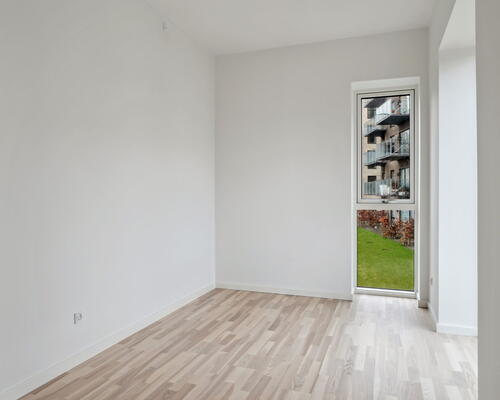 Egedal Stationsby - Spændende 5-værelses bolig i 2 plan med terrasse samt altan