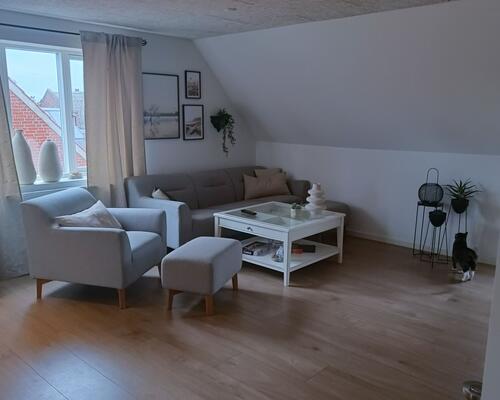 Nyrenoveret superlækker 3 vær. lejlighed tæt på centrum.