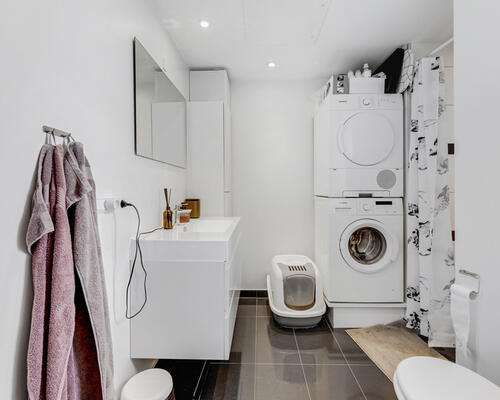 Skøn 3-værelses lejlighed med fælles tagterrasse i Aalborg C