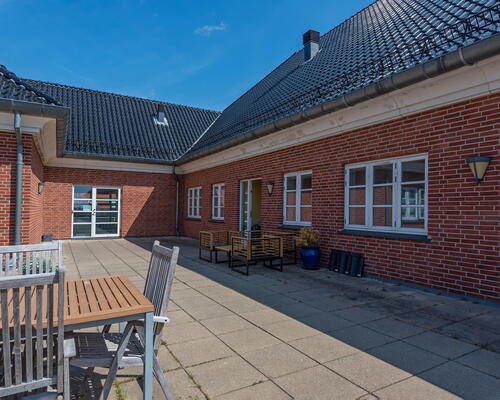 skøn 3-værelses lejlighed til fælles tagterrasse