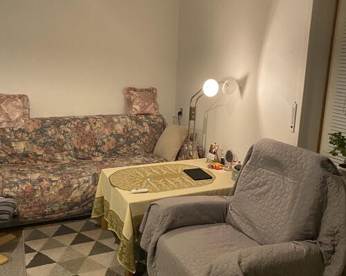 Stor og regulær 2. værelses lejlighed