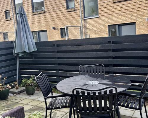 Nyere 4 værelses rækkehus udlejes i Højbjerg.