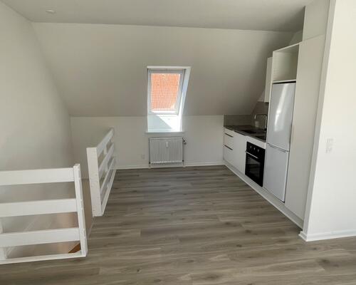 Nyrenoveret 2-værelses i to plan