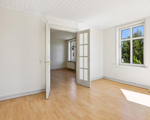 Dejlig og rummelig 4-værelses lejlighed