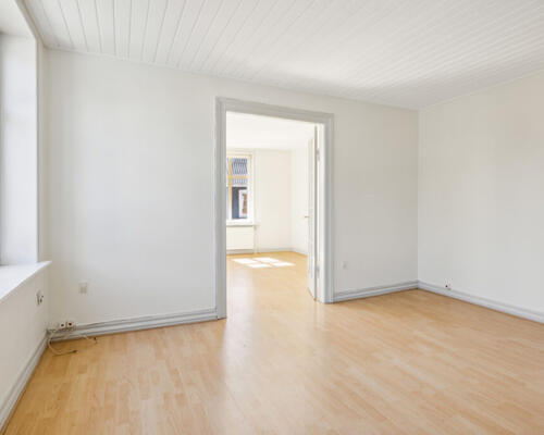 Dejlig og rummelig 4-værelses lejlighed