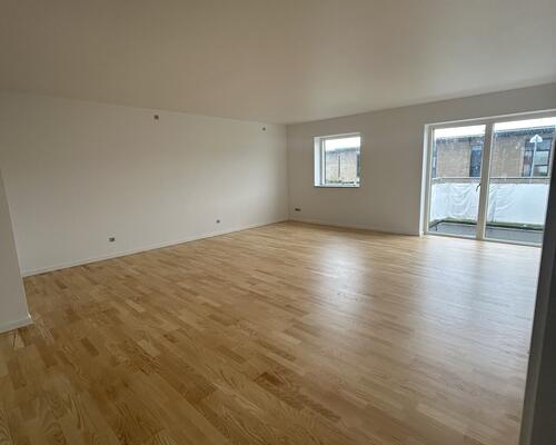 Stor 1 sals lejlighed på Flaskehalsen, 5240 Odense NØ udlejes.