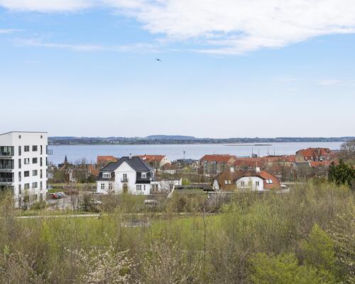Nyopført 3 vær. lejebolig med central beliggenhed