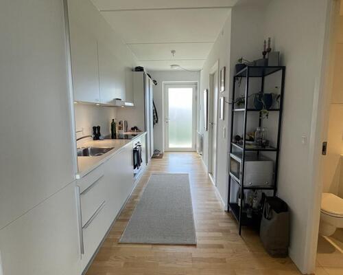 Perfekt par lejlighed tæt på Uni