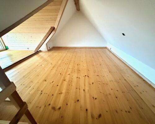 Hyggelig 2-værelses lejlighed med hems