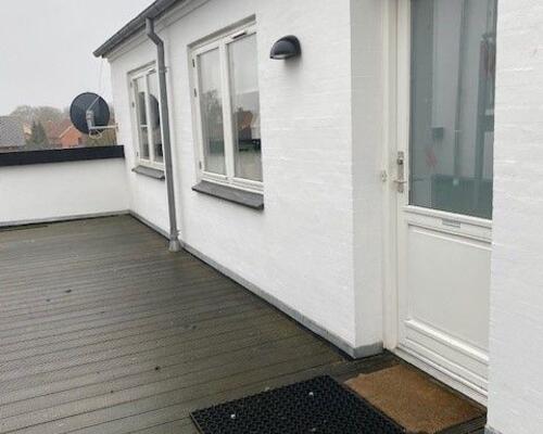 Billig 3 værelses lejlighed centralt i Dronninglund - husdyr tilladt