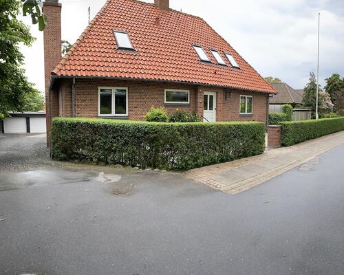 Stor villa fuldt møbleret | Horsens