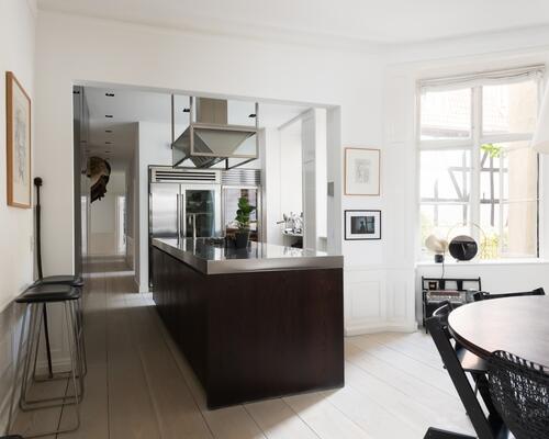 Helt enestående luksuslejlighed til leje i den stille ende af Nyhavn – 268 m² gennemrenoveret elegance