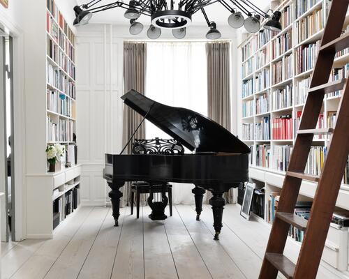 Helt enestående luksuslejlighed til leje i den stille ende af Nyhavn – 268 m² gennemrenoveret elegance