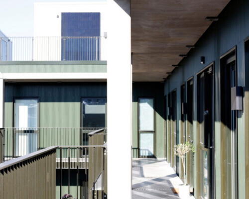 2 vær bolig i UN17 Lunden - et bofællesskab for dig over 40 år - Hyggelig stue og køkken-alrum i åben forbindelse