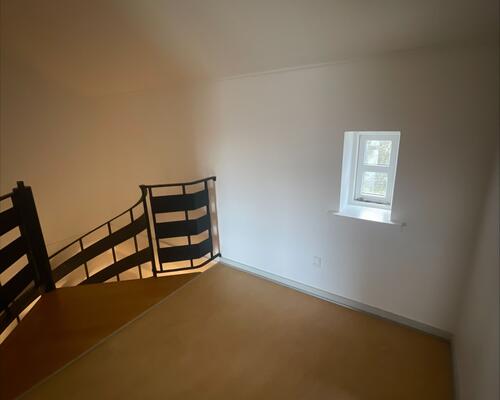 BO GRATIS I DEN FØRSTE MDR.  - 2 værelses lejlighed i Erritsø - Mulighed for husdyr