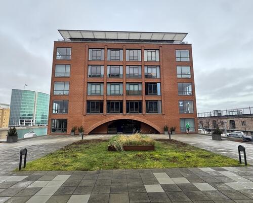 Skøn stilfuld lejlighed ved Langelinie